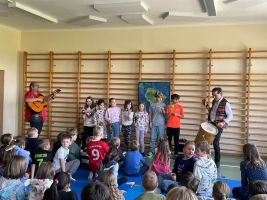 ce86a7e3 f10df3 b32b d07045cc9e8e